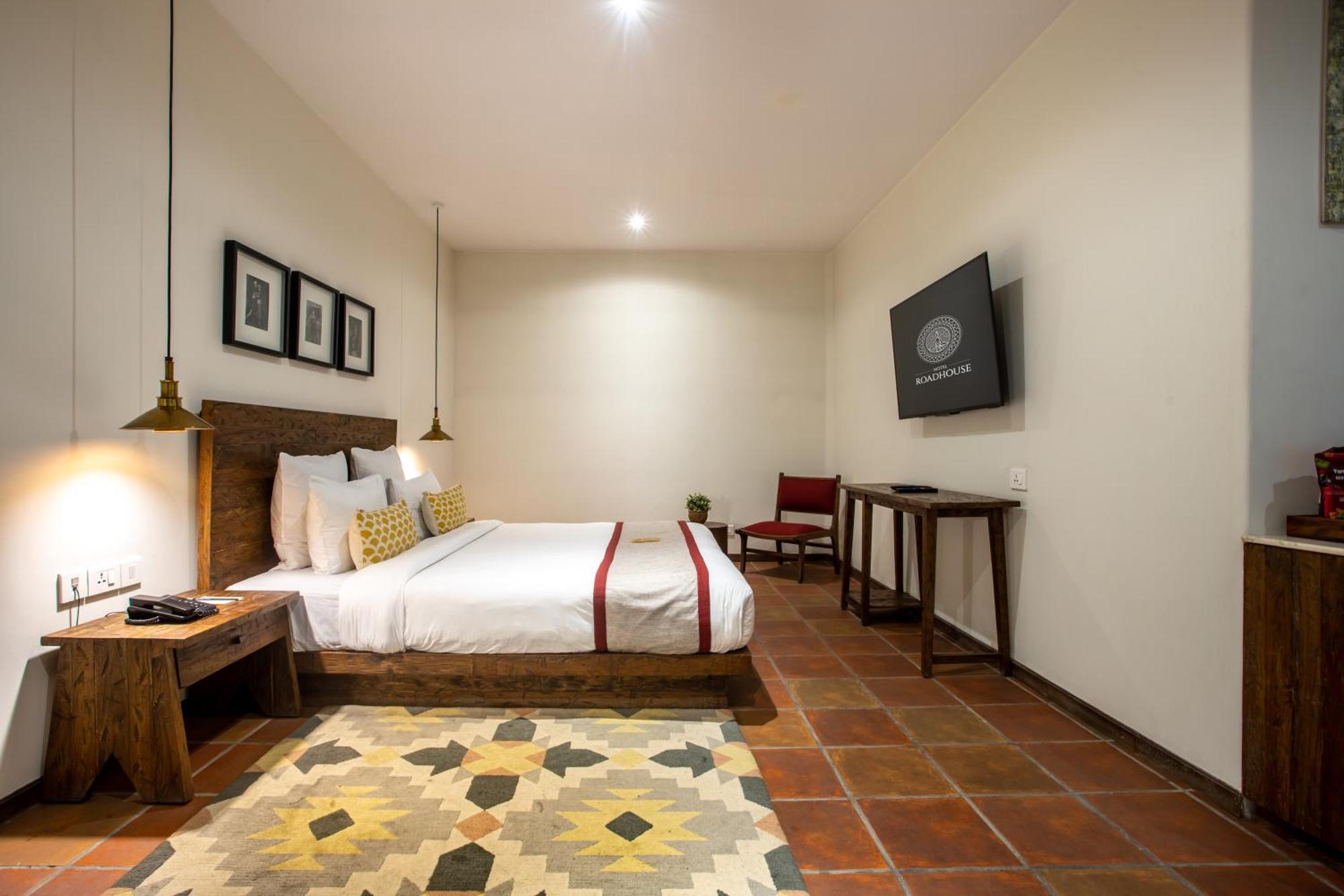 Hotel Roadhouse, Kathmandu- Contemporary Boutique Hotel Exterior photo