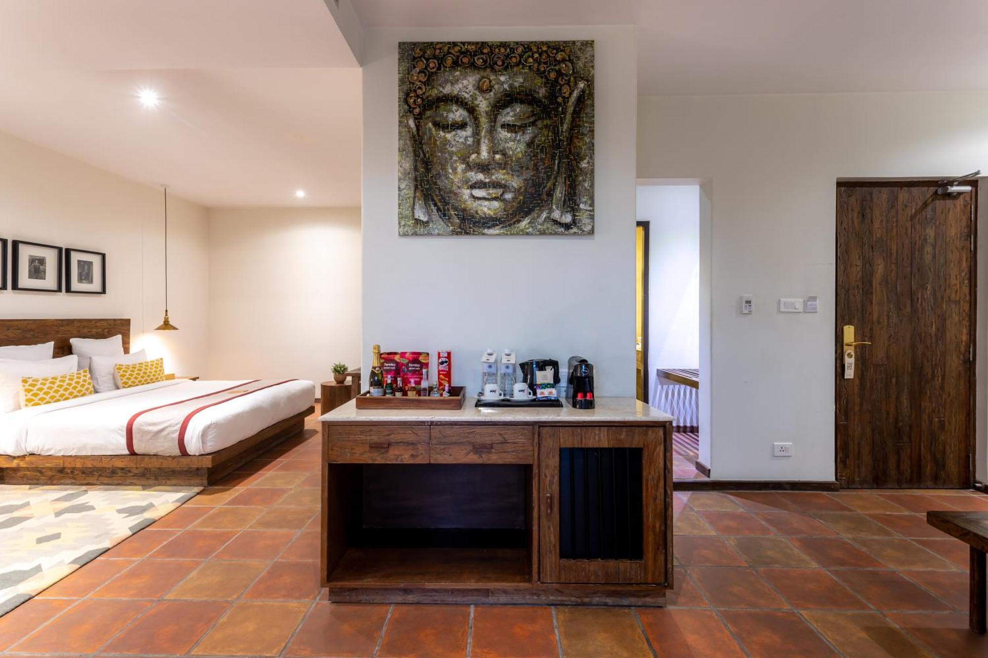 Hotel Roadhouse, Kathmandu- Contemporary Boutique Hotel Exterior photo